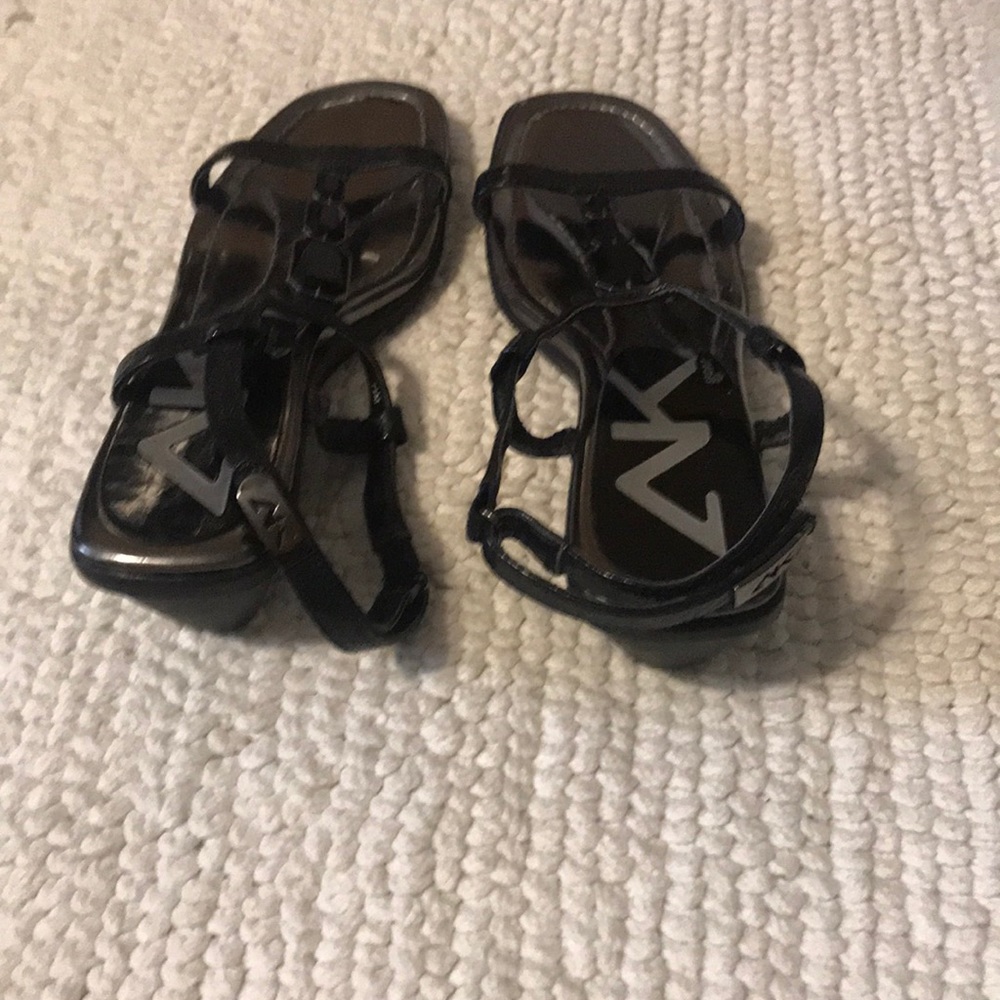 Shoes - Picture 2 of 3